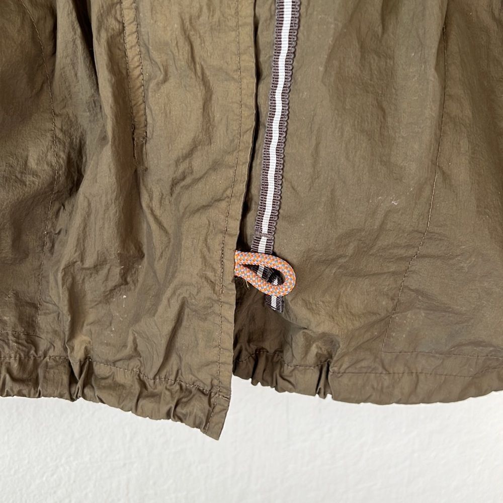 Hunter Ultra Lightweight Windbreaker *damaged* - Picture 2 of 9